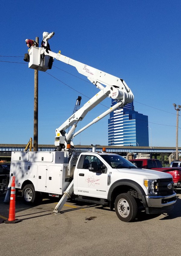 Bazen Electric Bucket Truck